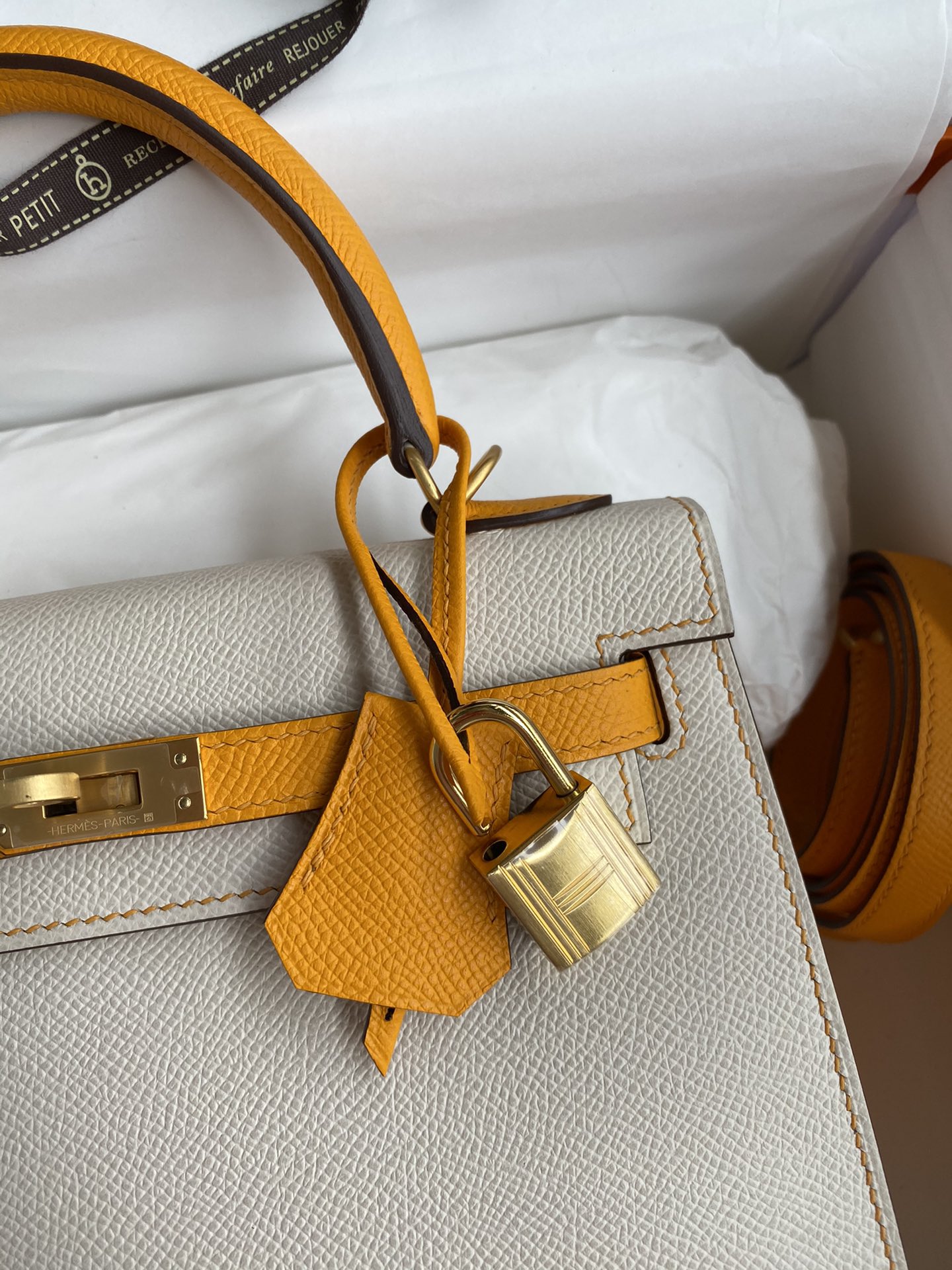 Hermes Kelly 25cm Handbag Shoulder Bag in Craie Yellow Epsom Leather